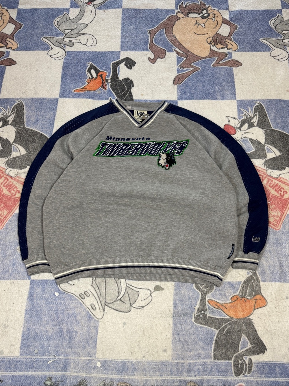 Vintage Minnesota Timberwolves sweatshirt